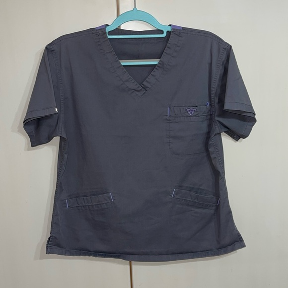 Med Couture size medium scrub top - Picture 1 of 5